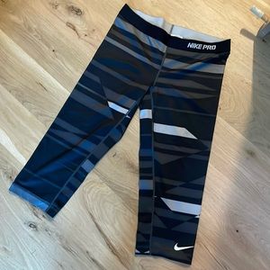 Nike pro leggings